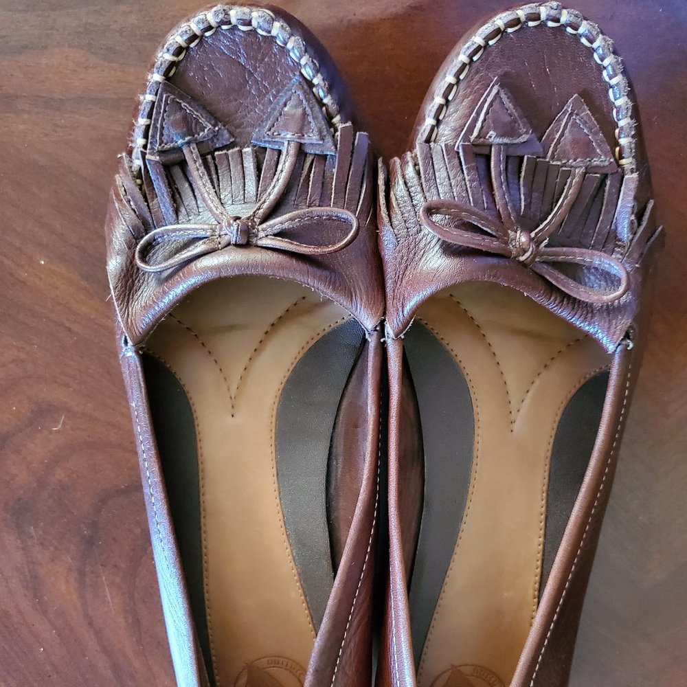 "Nurture" Women's Leather Loafers Size 9M